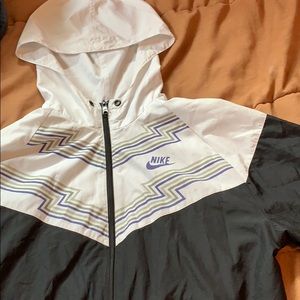 Nike windbreaker